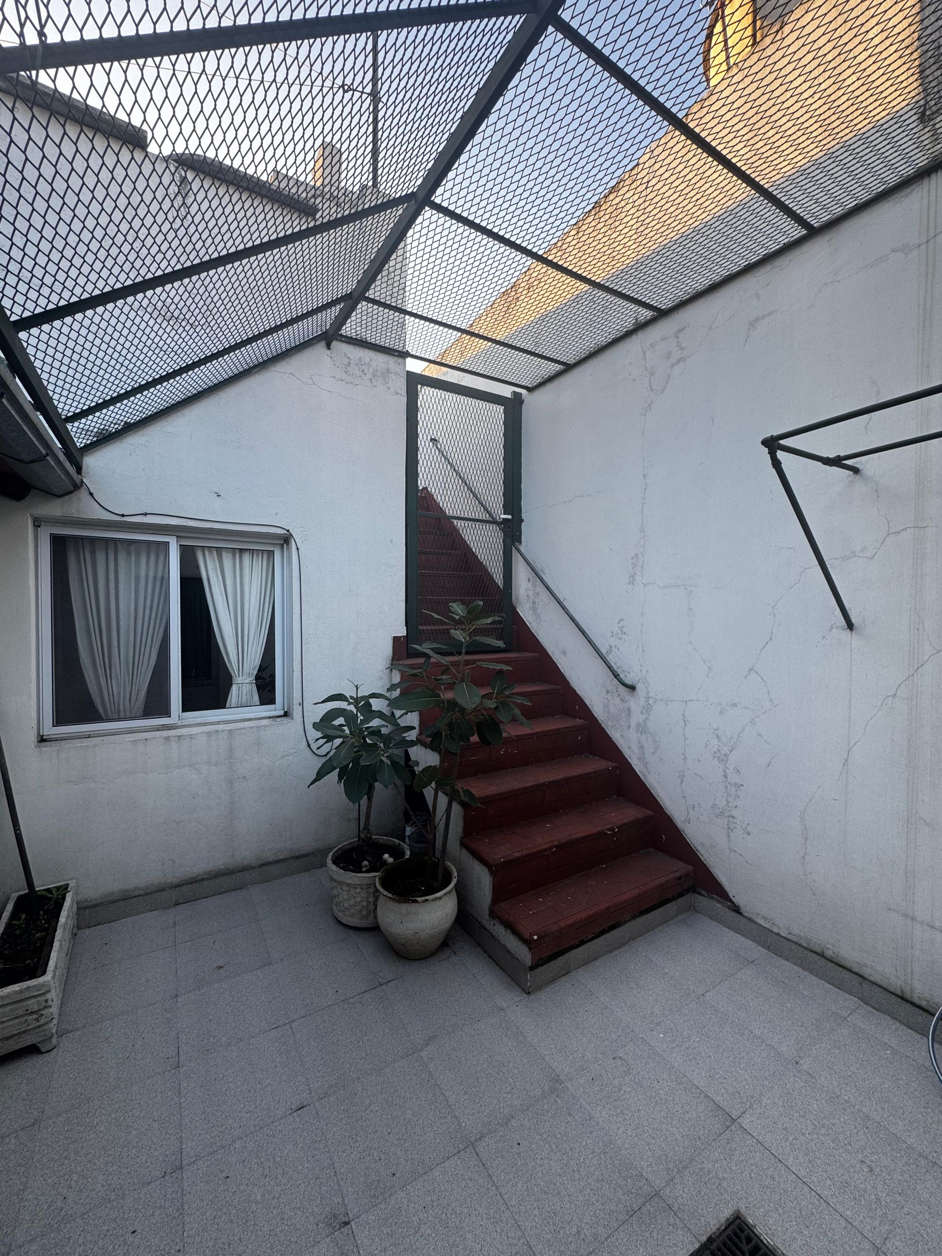 Casa 4 Ambientes En Venta Cochera Patio Terraza