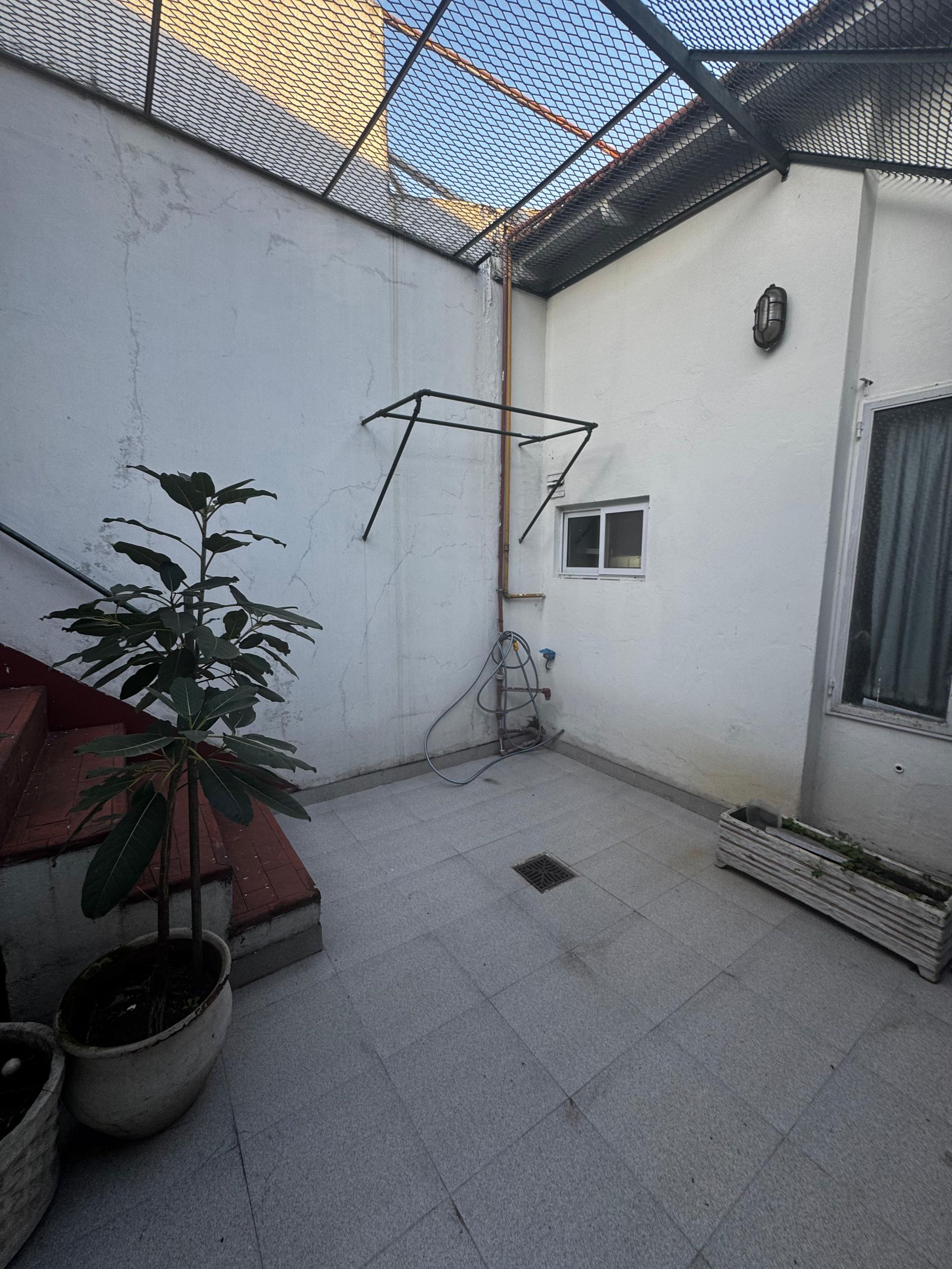 Casa 4 Ambientes En Venta Cochera Patio Terraza