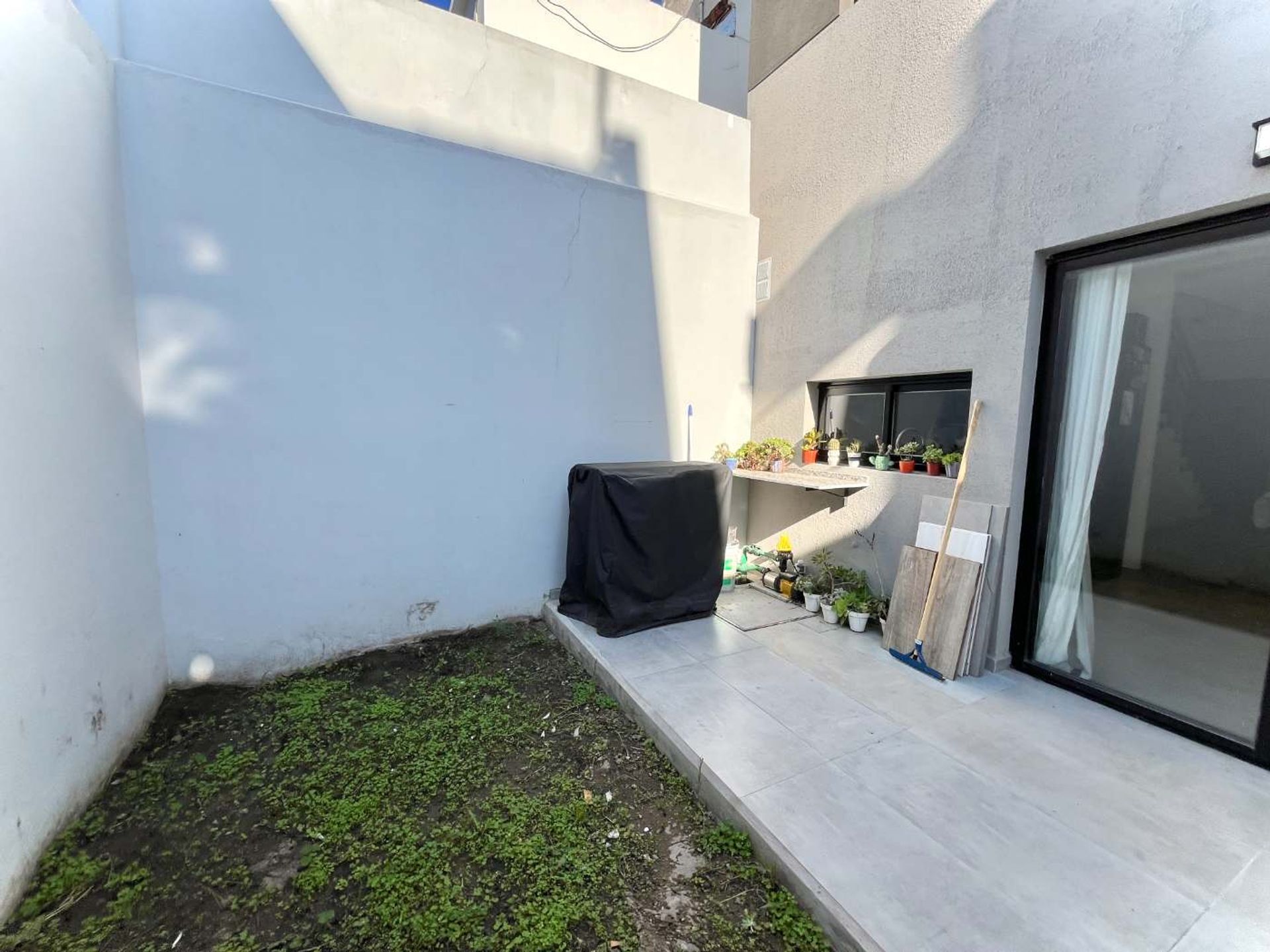 Venta Dúplex 4 amb. Cochera, terraza y jardin