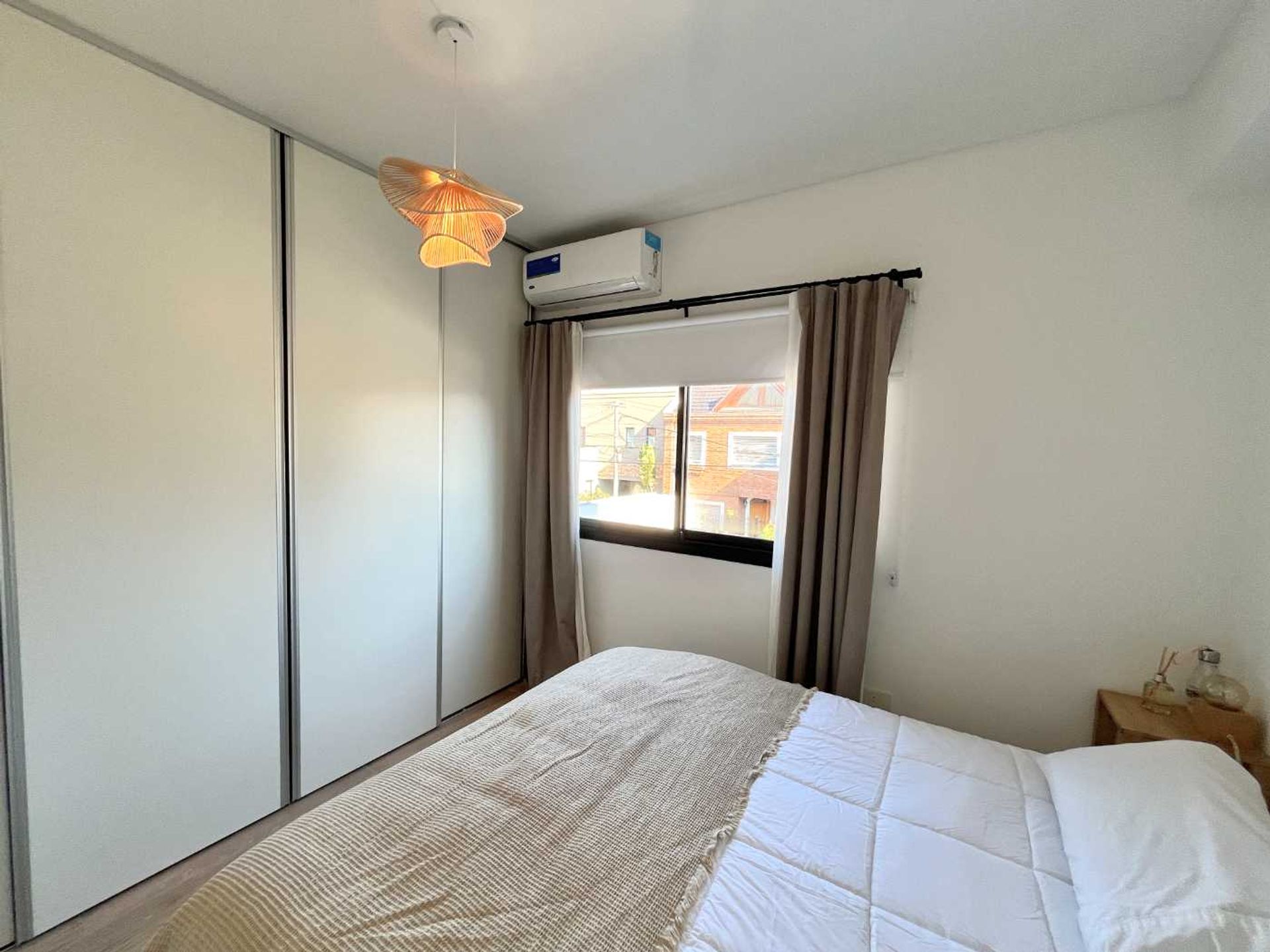 Venta Dúplex 4 amb. Cochera, terraza y jardin