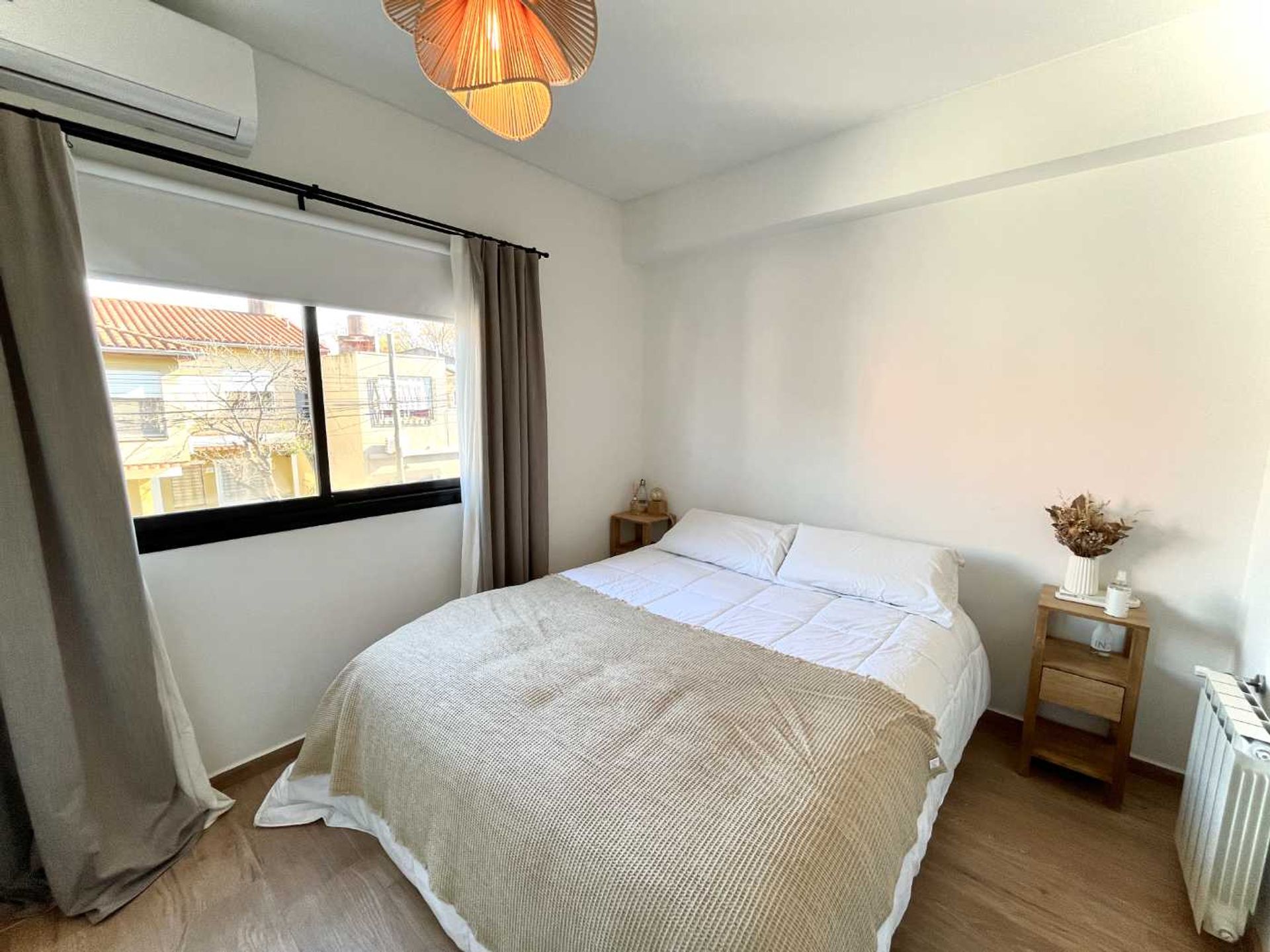 Venta Dúplex 4 amb. Cochera, terraza y jardin