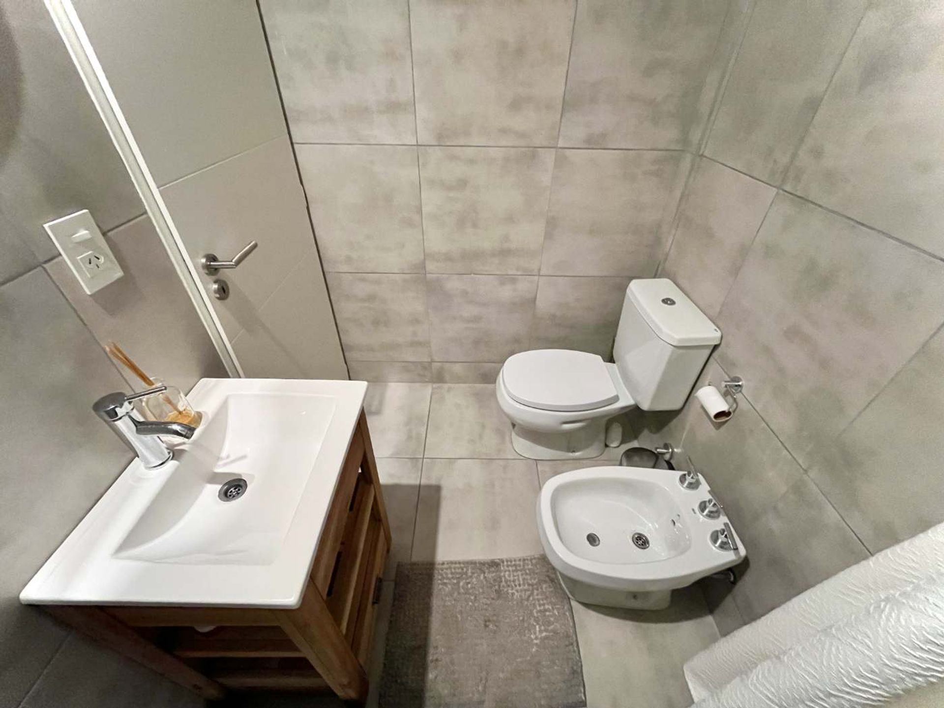 Venta Dúplex 4 amb. Cochera, terraza y jardin
