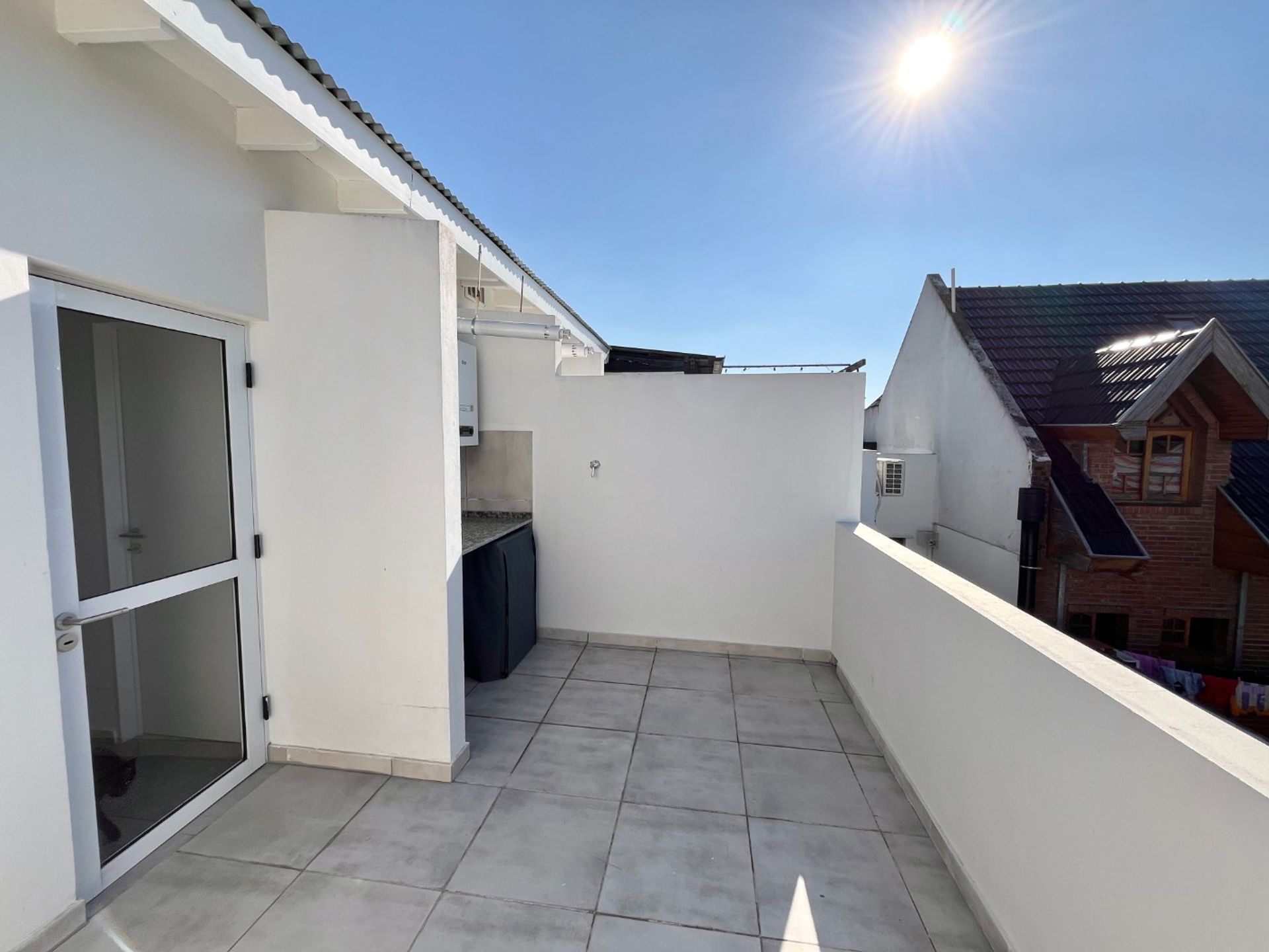 Venta Dúplex 4 amb. Cochera, terraza y jardin