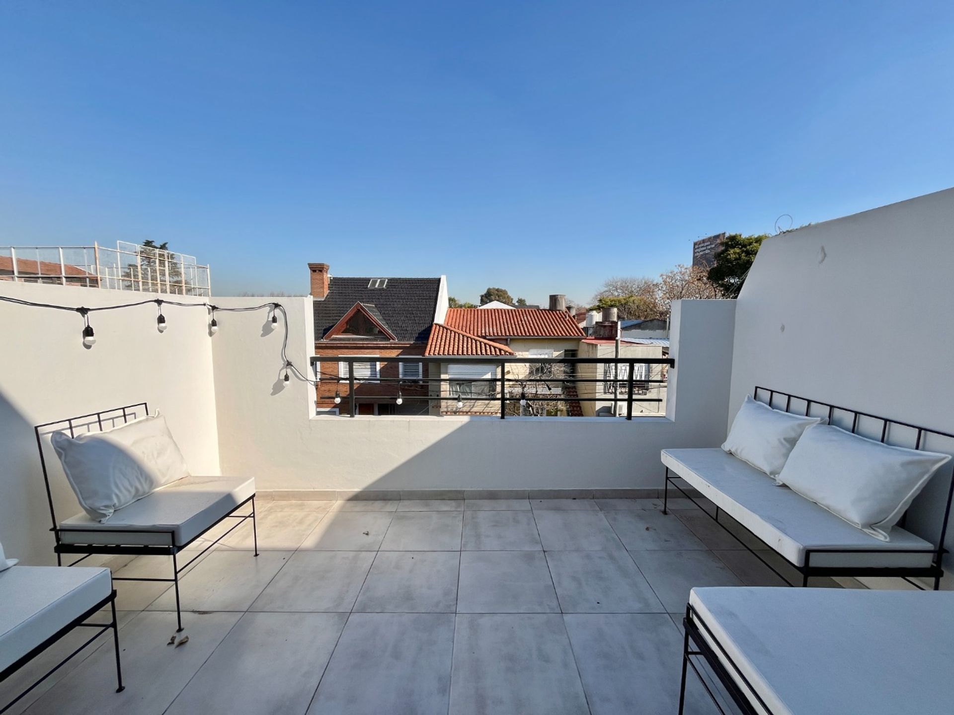 Venta Dúplex 4 amb. Cochera, terraza y jardin