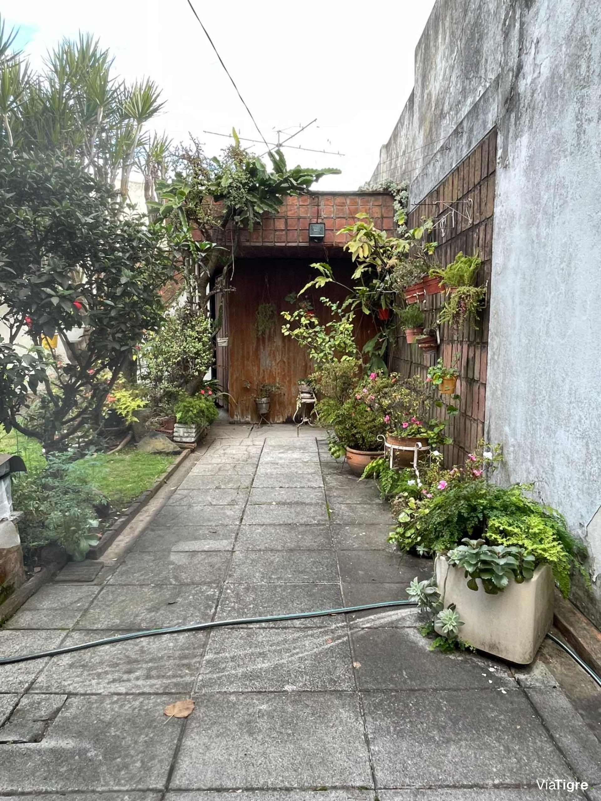Casa en Venta Munro Excelente Ubicación