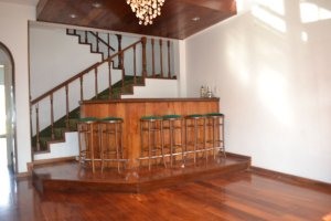 Alquiler Casa 6 Ambientes 3 Dor. C/Jardin Y Pileta