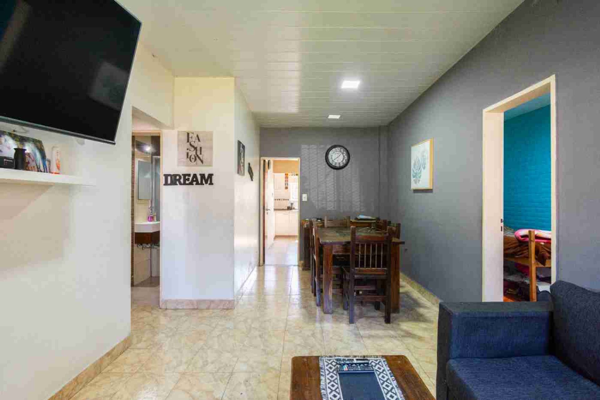 Casa en VENTA con quincho y parrilla