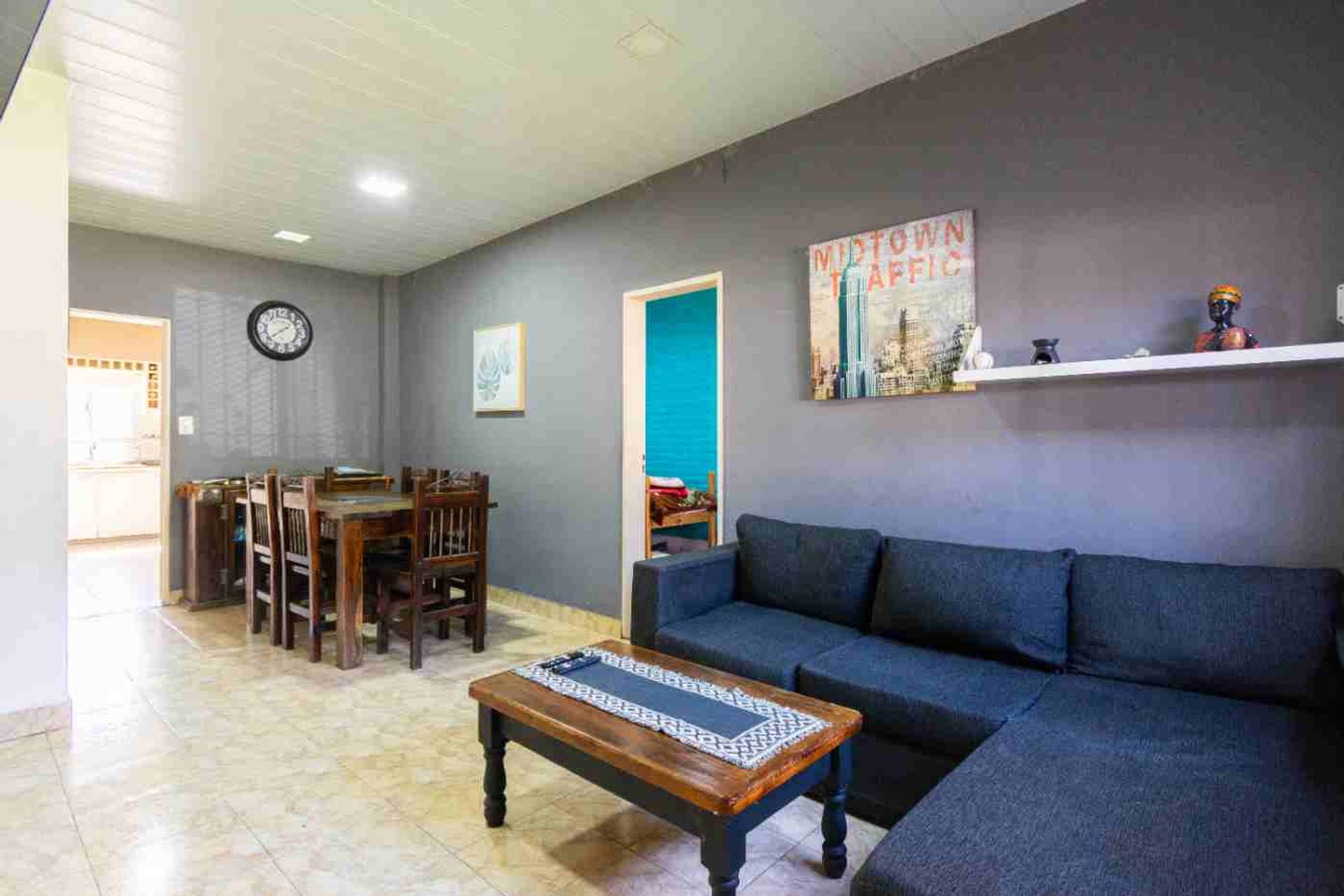 Casa en VENTA con quincho y parrilla