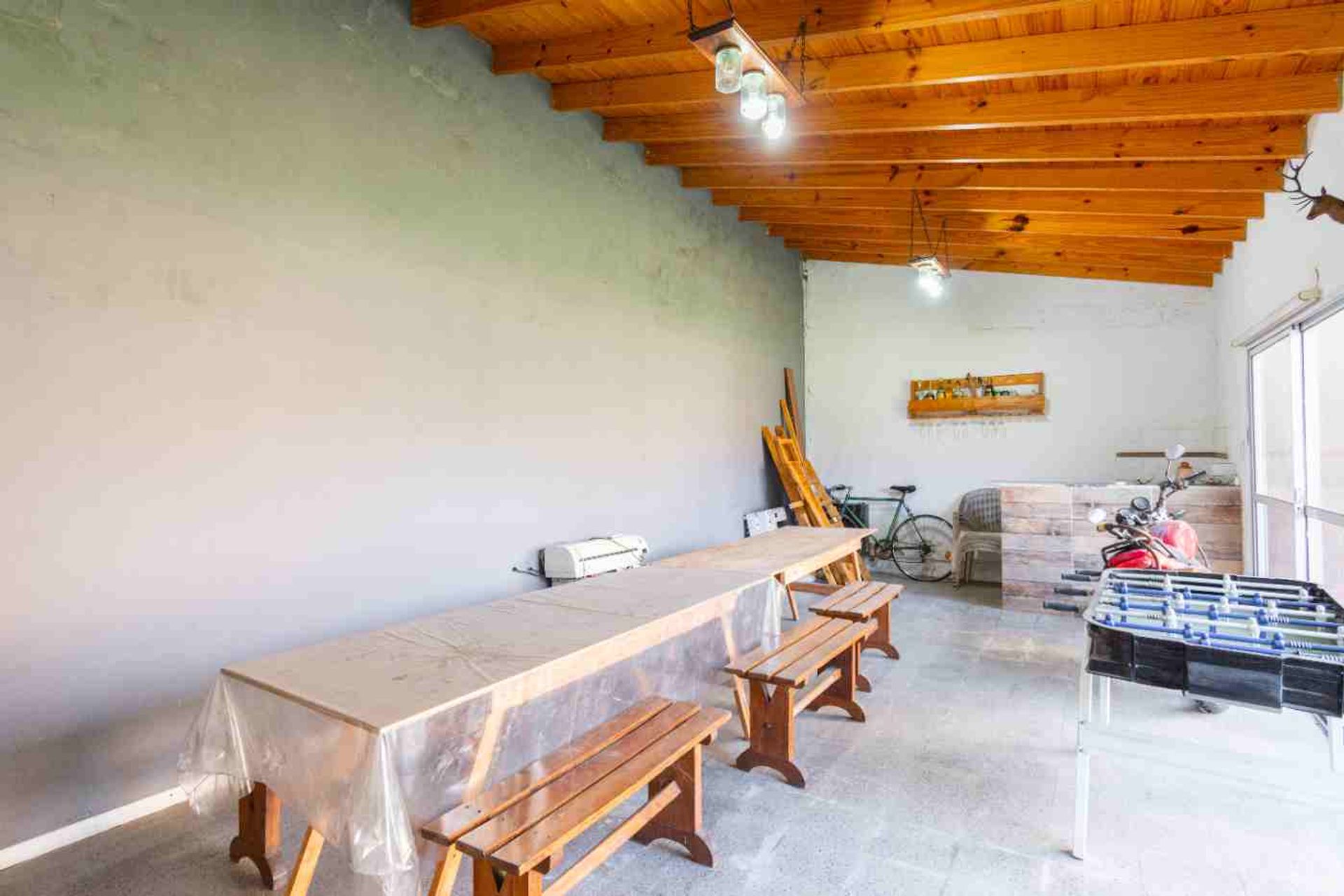Casa en VENTA con quincho y parrilla