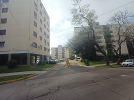 Apartment for Sale 4 Rooms Martinez Unicenter