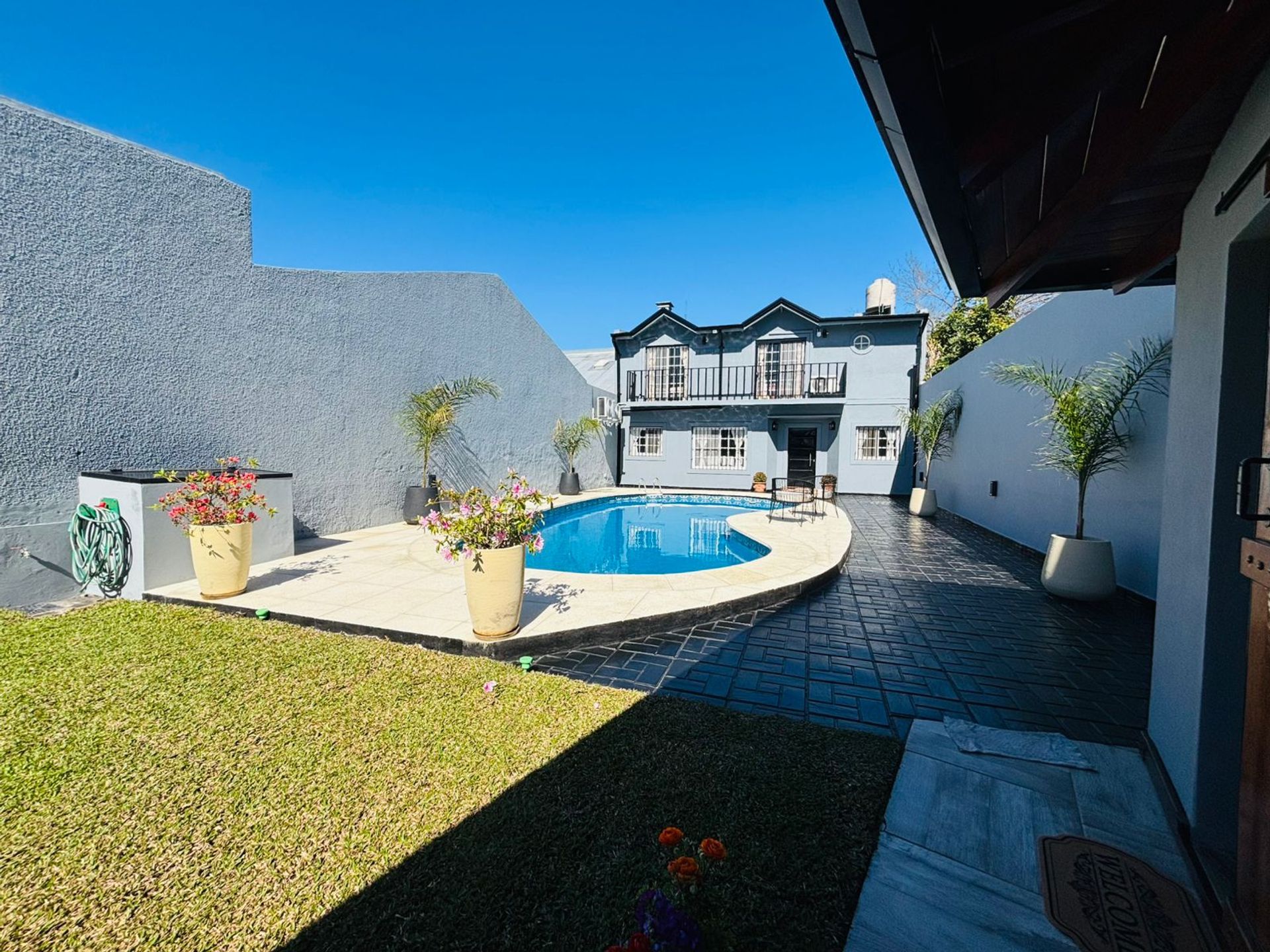 Hermosa casa totalmente renovada en San Fernando