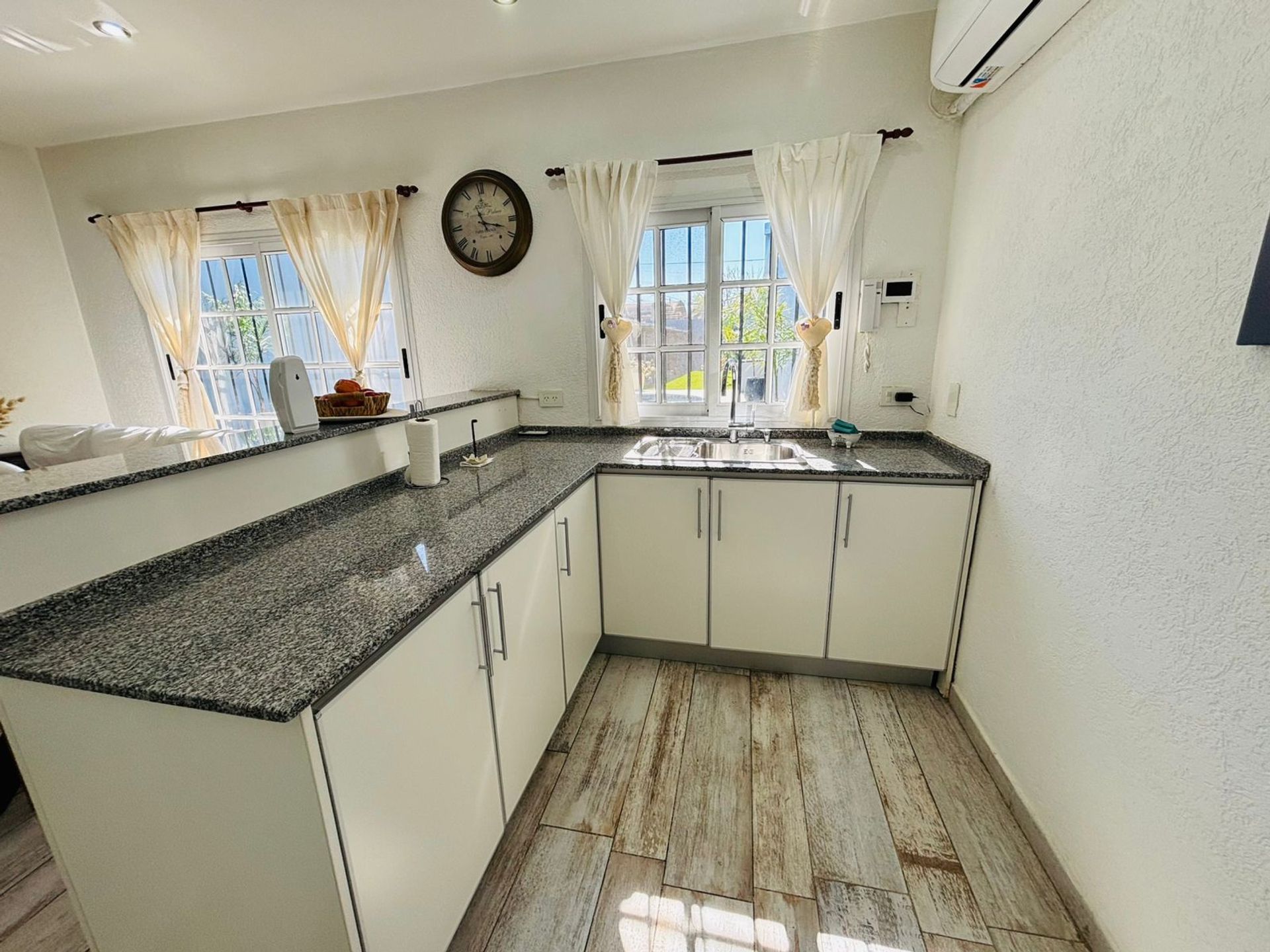 Venta casa 5 amb - quincho y pileta - San Fernando