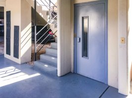 Sale two-room apartment with garage La Calabria
