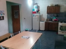 Casa venta en bloque de tres departamentos