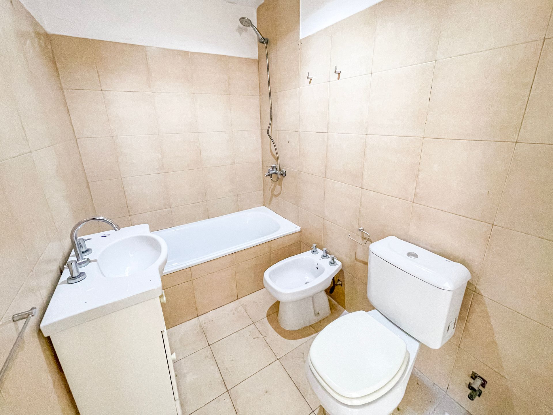 Venta Departamento 3 Ambientes Victoria Cochera