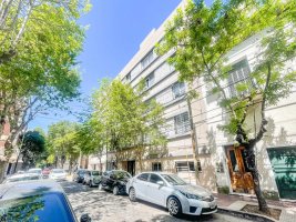 3-room Apartment for Sale in Victoria with Garage