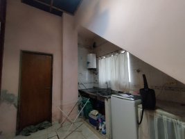 Venta PH 3 amb mas local y depto 2 amb en Florida