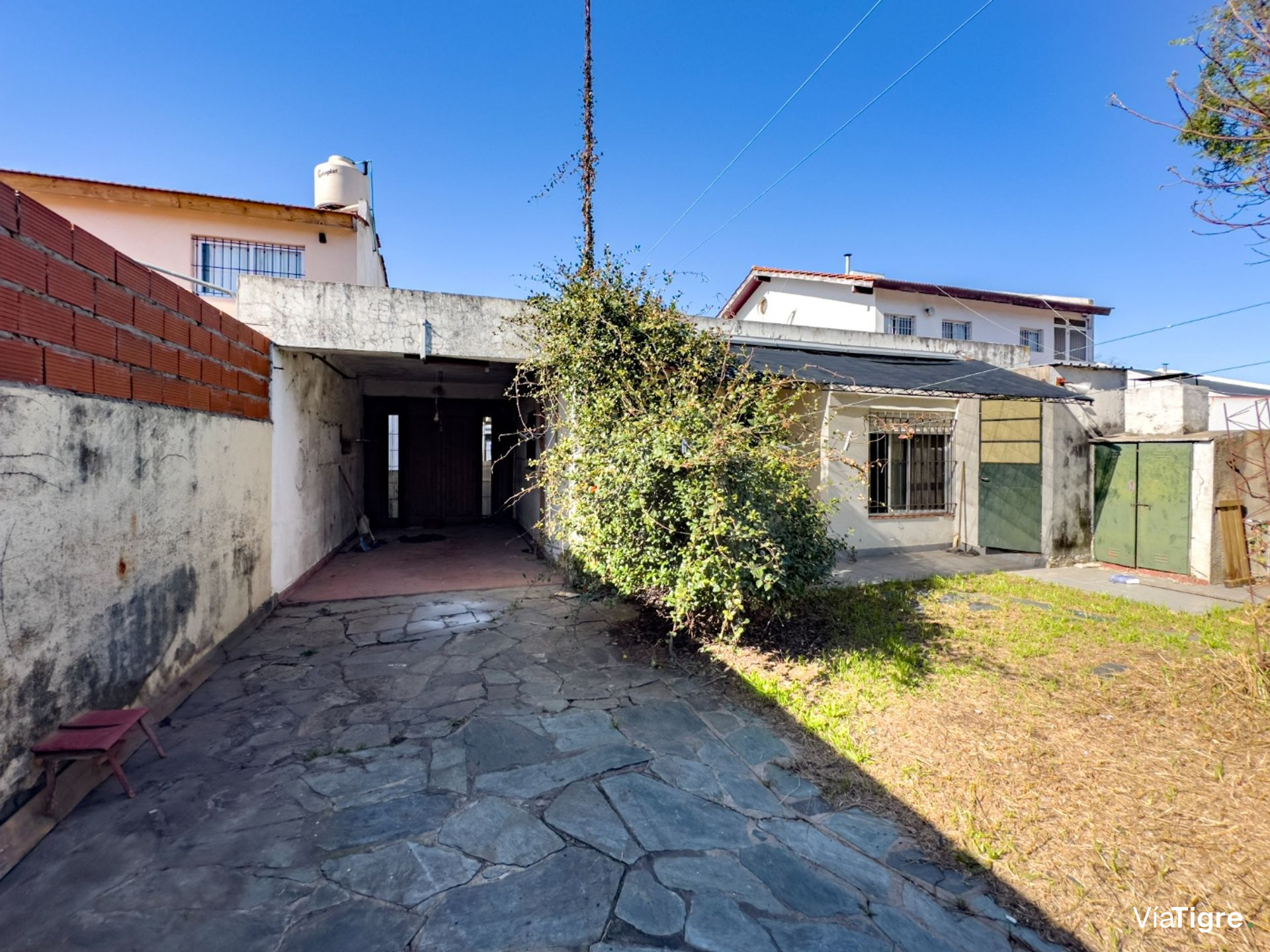 VENTA CASA TRES AMBIENTES BECCAR SOBRE LOTE 337m2