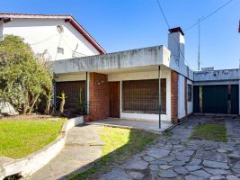 VENTA CASA TRES AMBIENTES BECCAR SOBRE LOTE 337m2