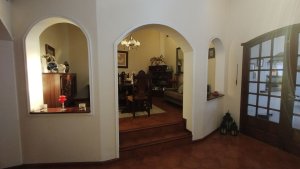 Venta casa de 6 ambientes en Beccar con playroom