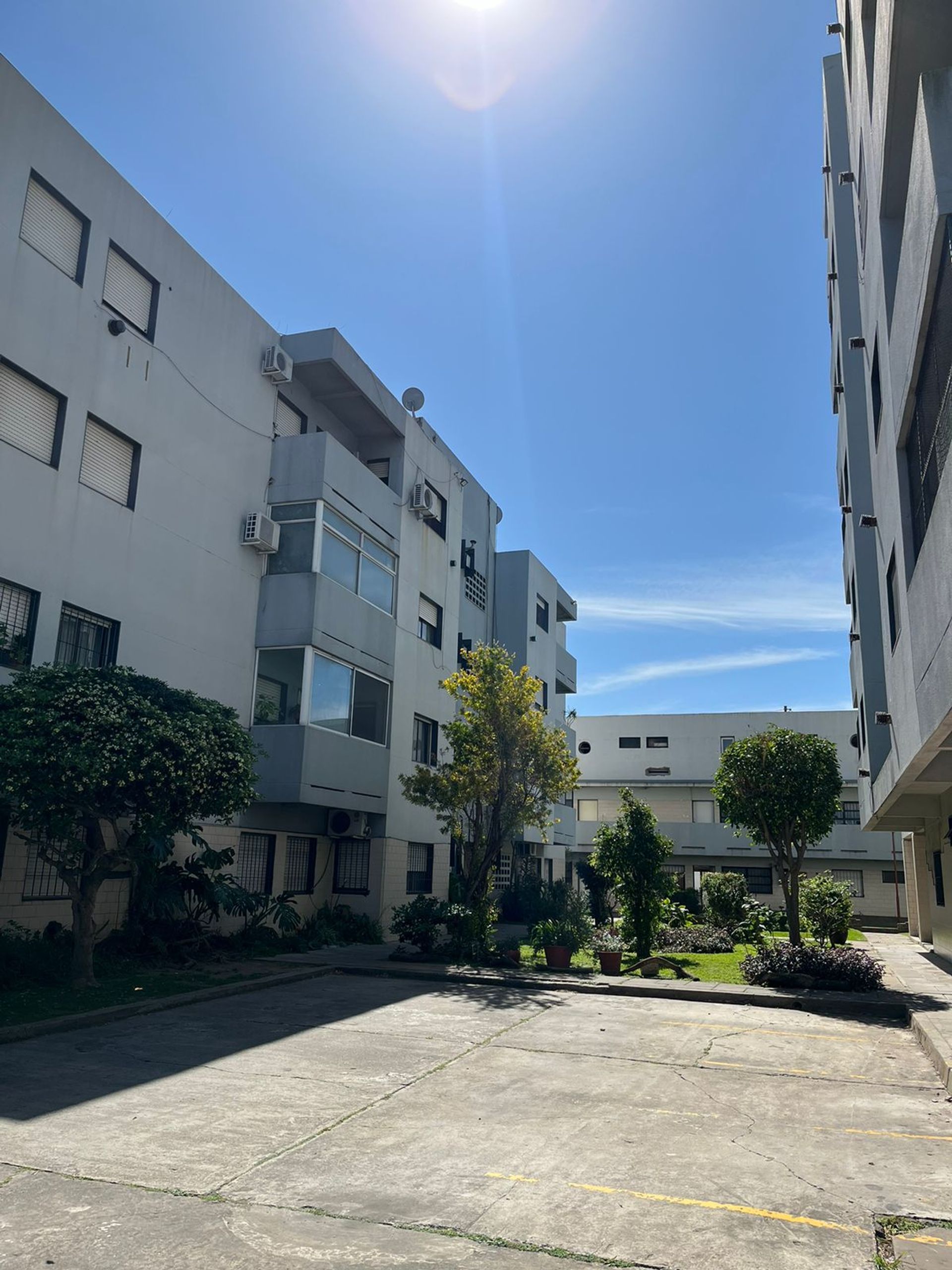 Departamento 3 amb venta Béccar cochera y balcón