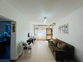 3-room Apartment for Sale in Béccar, with Garage and Balcony