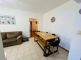 3-room Apartment for Sale in Béccar, with Garage and Balcony