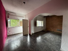 3-room house for sale in Don Torcuato, credit available