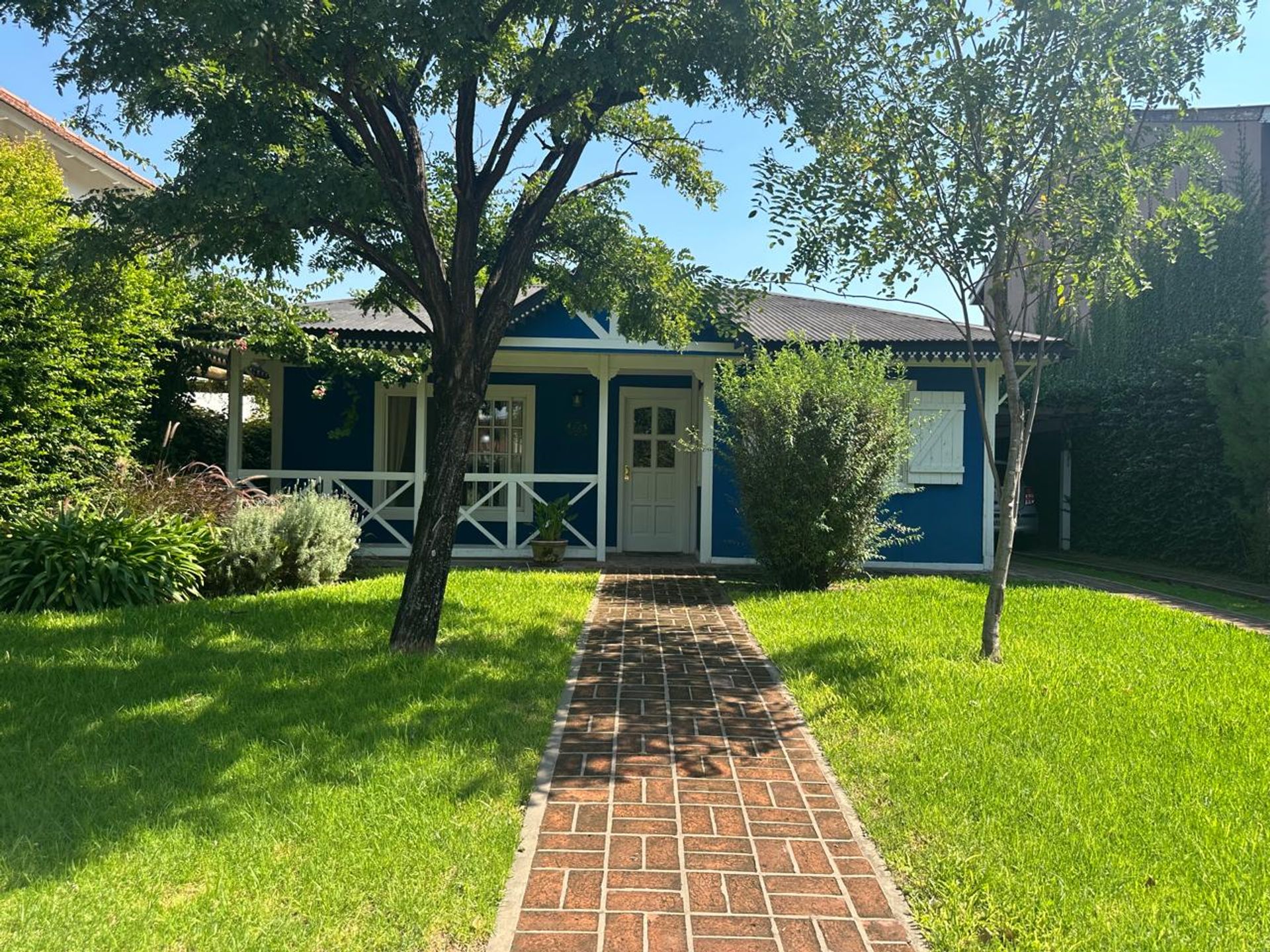 Venta Casa B° Cerrado C/ Pileta Apto Credito