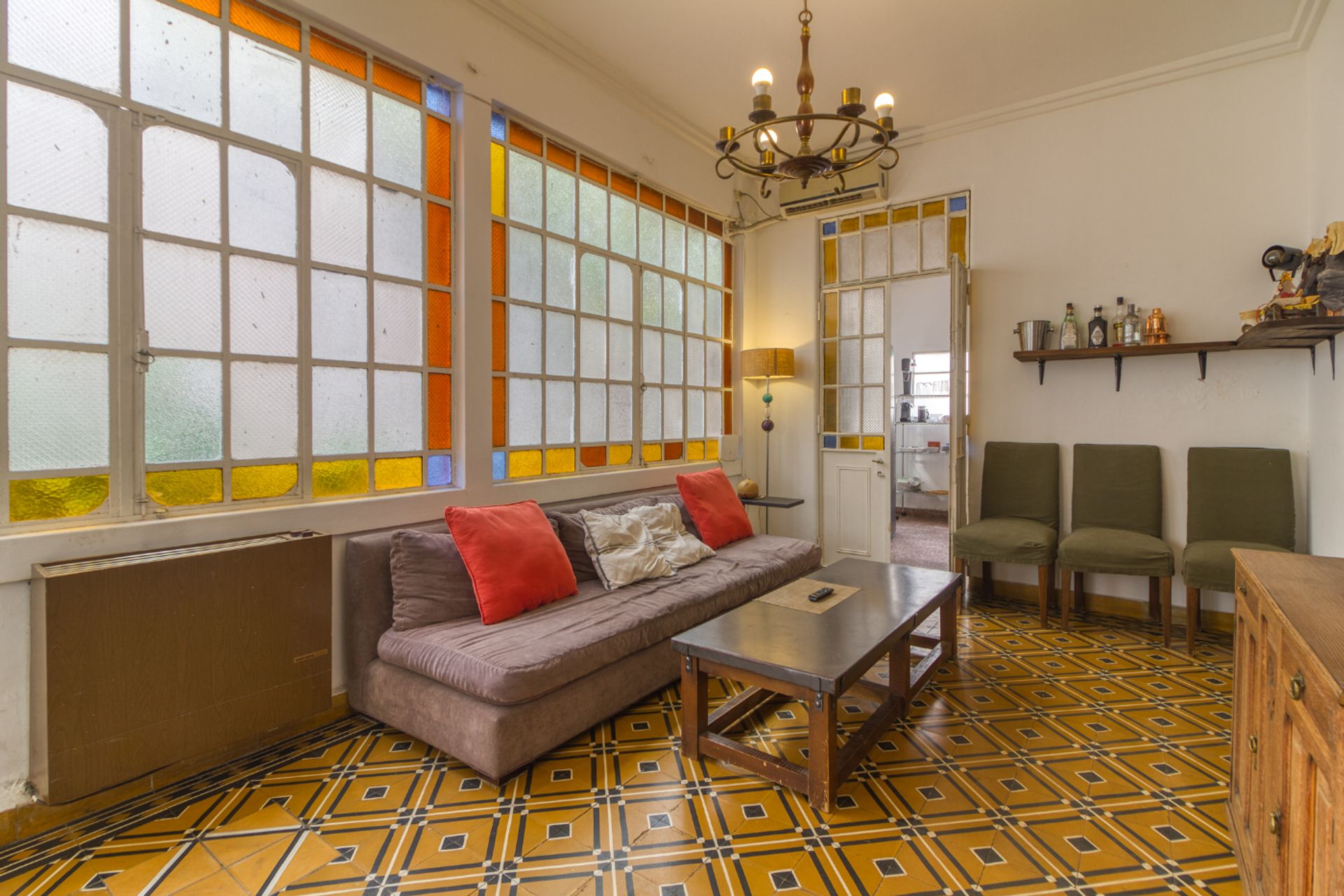CASA MUTIFAMILIAR VENTA BECCAR LOTE PROPIO 240m2
