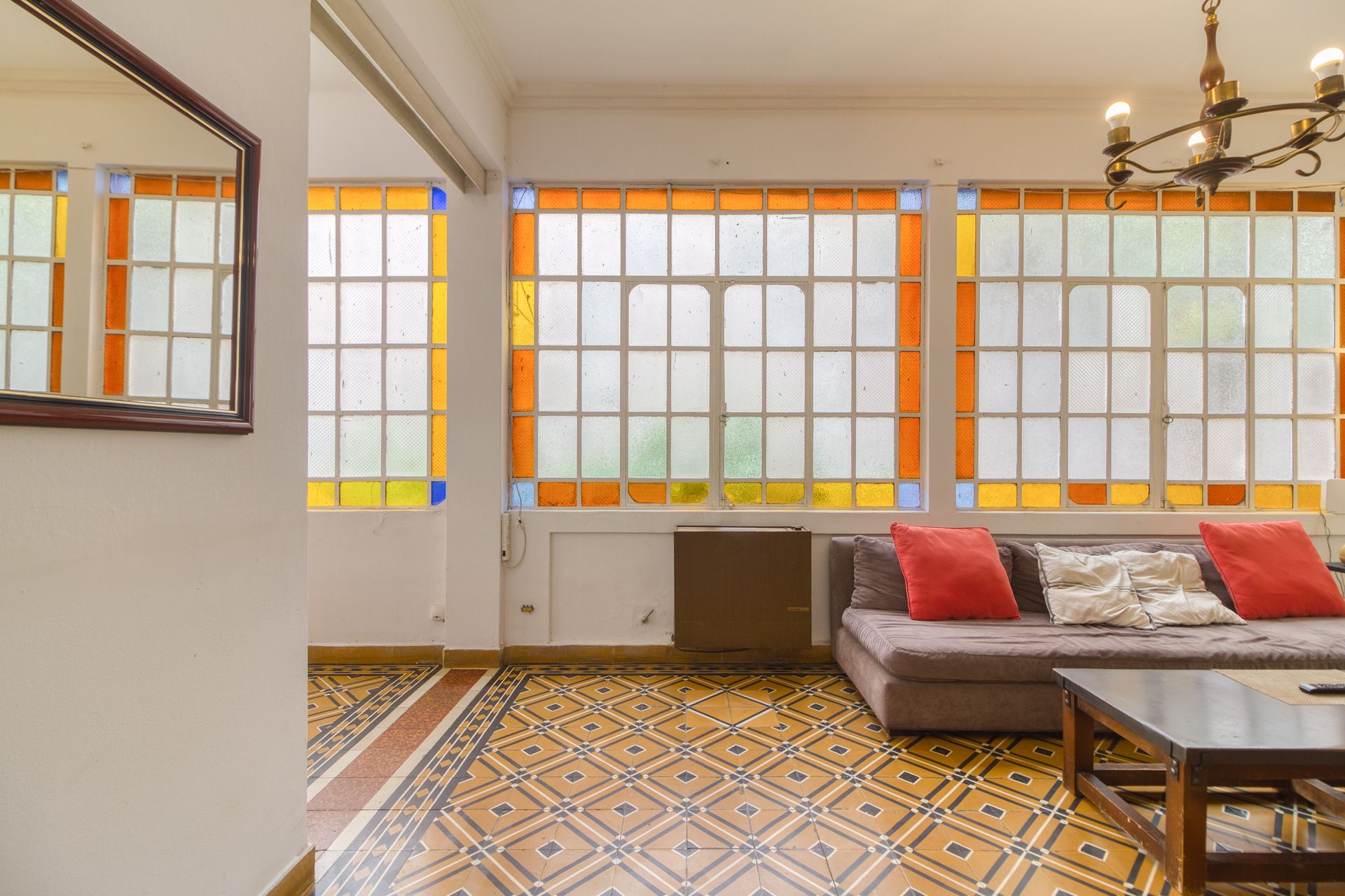 CASA MUTIFAMILIAR VENTA BECCAR LOTE PROPIO 240m2