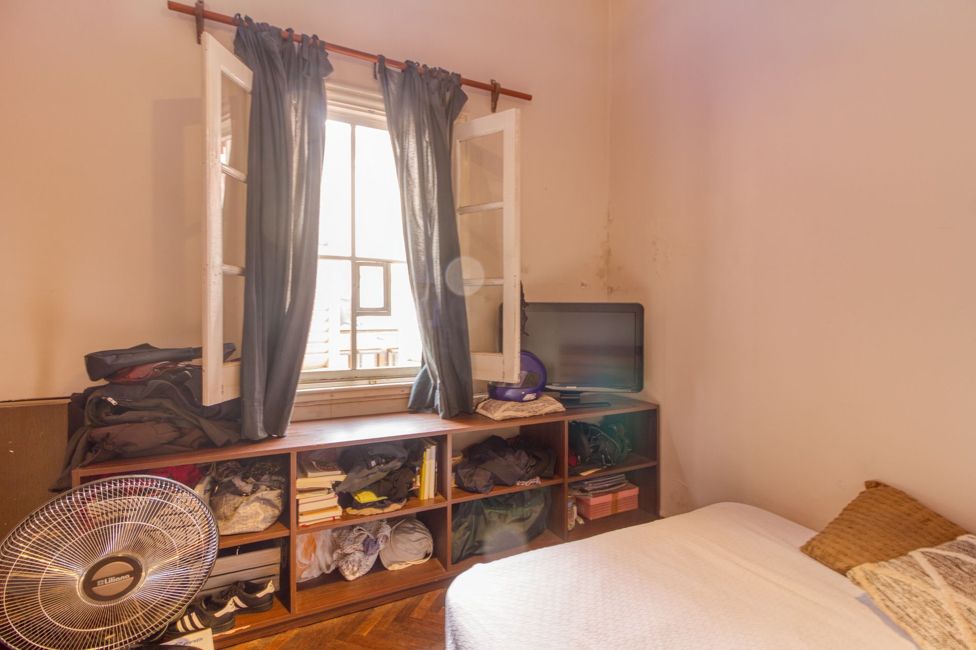 CASA MUTIFAMILIAR VENTA BECCAR LOTE PROPIO 240m2