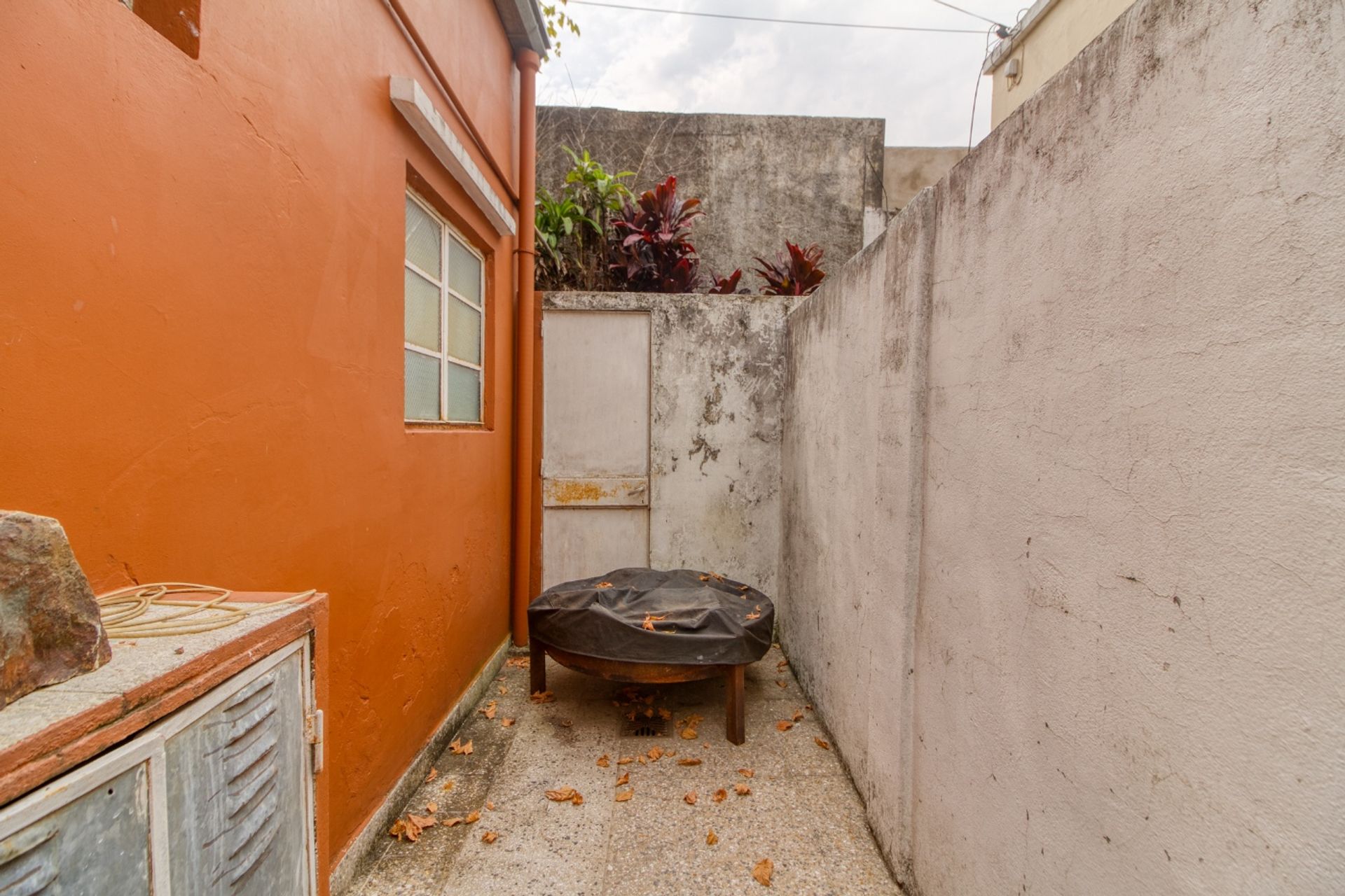 CASA MUTIFAMILIAR VENTA BECCAR LOTE PROPIO 240m2