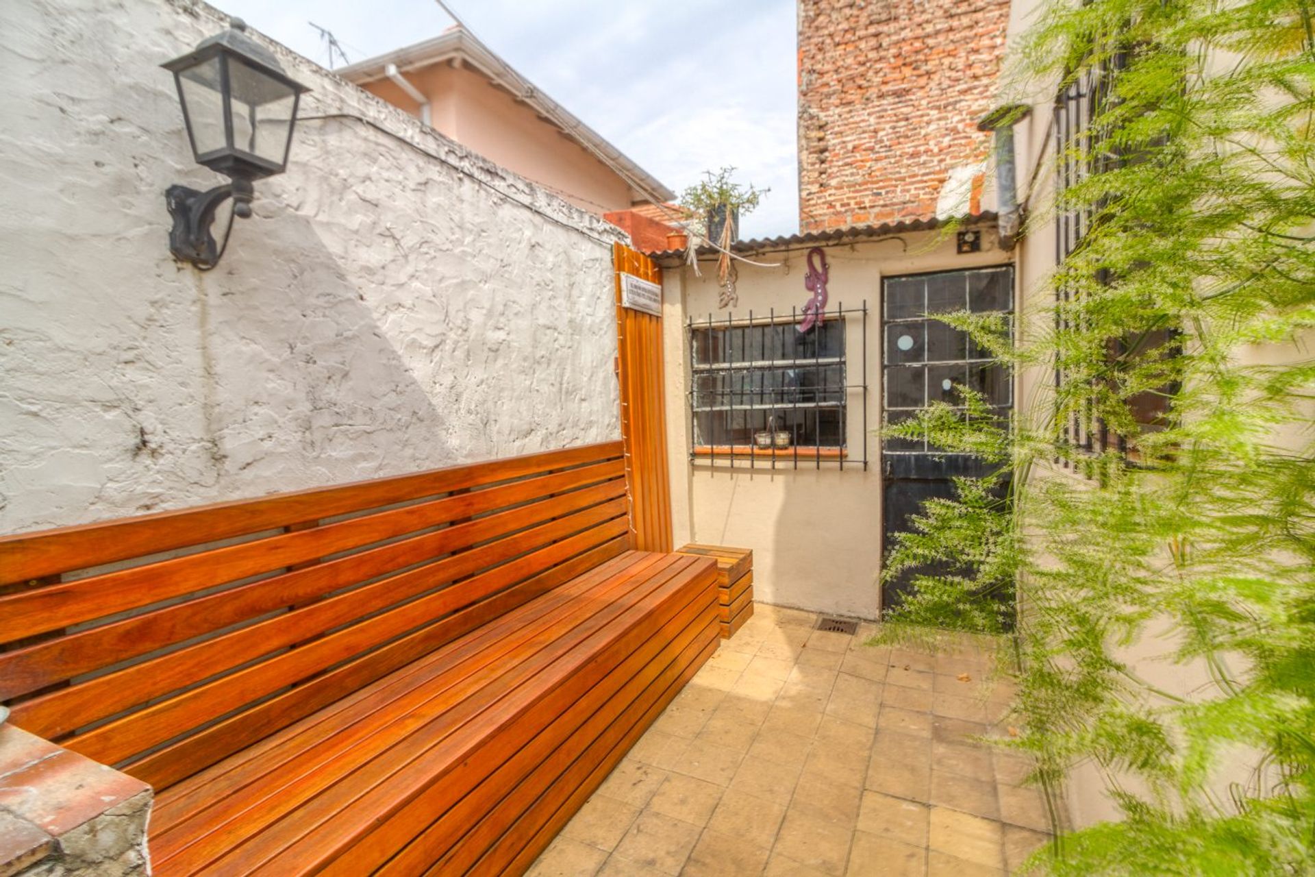 CASA MUTIFAMILIAR VENTA BECCAR LOTE PROPIO 240m2