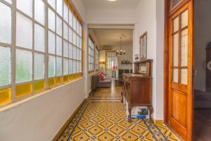 CASA MUTIFAMILIAR VENTA BECCAR LOTE PROPIO 240m2