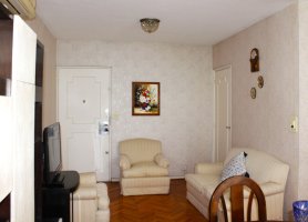 4-Room Apartment for Sale in Acassuso with Balcony and Storage