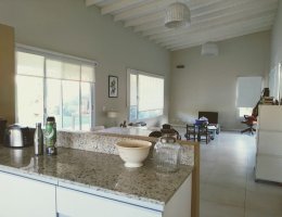 Veta De Casa 3 Amb. En El Barrio Cerrado Alvear