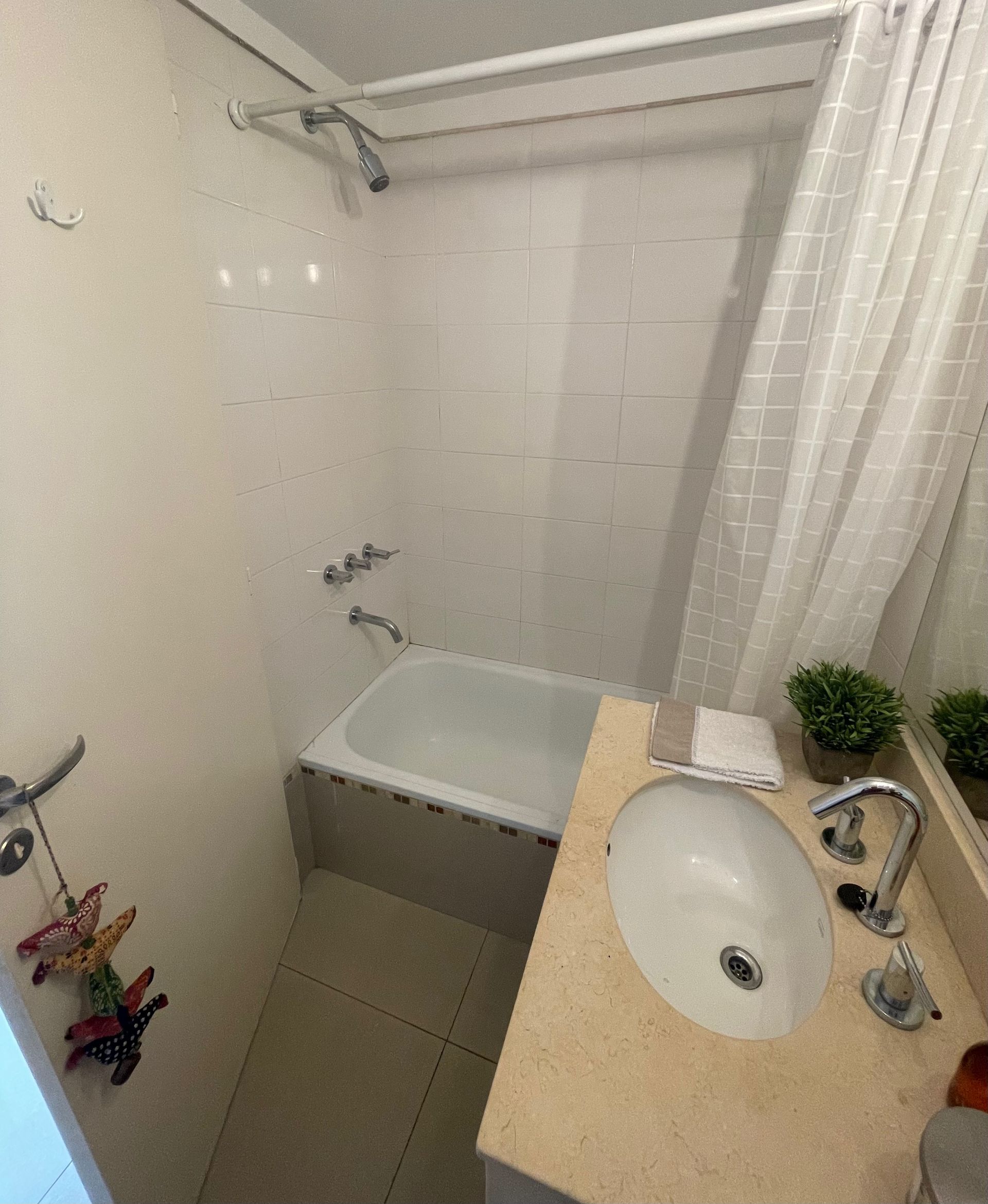departamento 3 ambientes venta beccar, con balcón