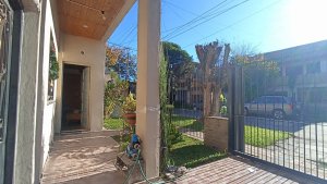 Multi-family house for sale Villa Adelina with park