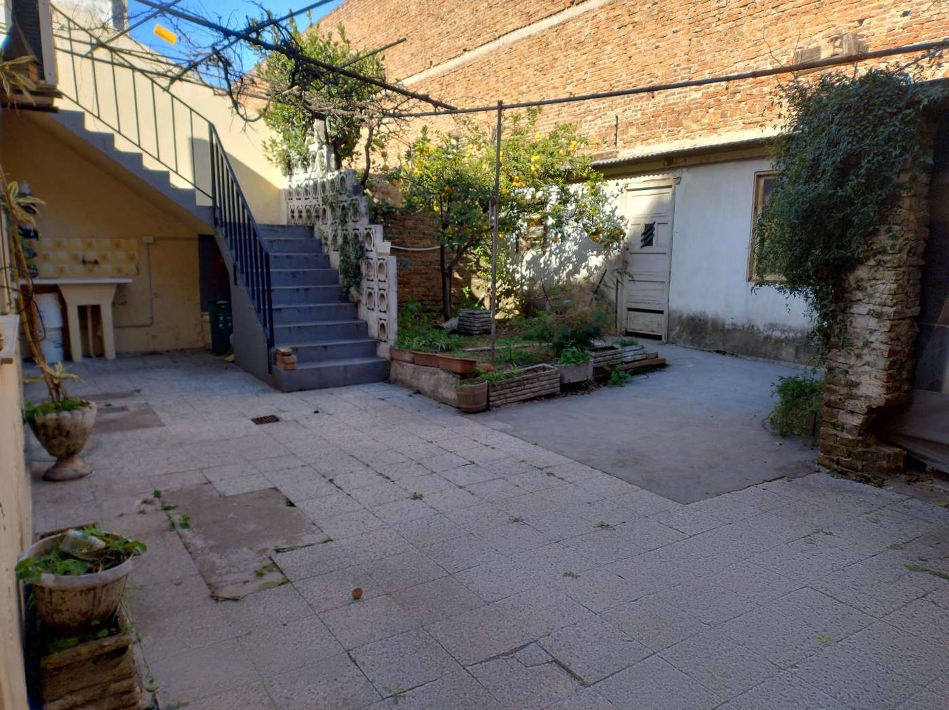 Casa 3 amb. en Venta en Villa Adelina con garage