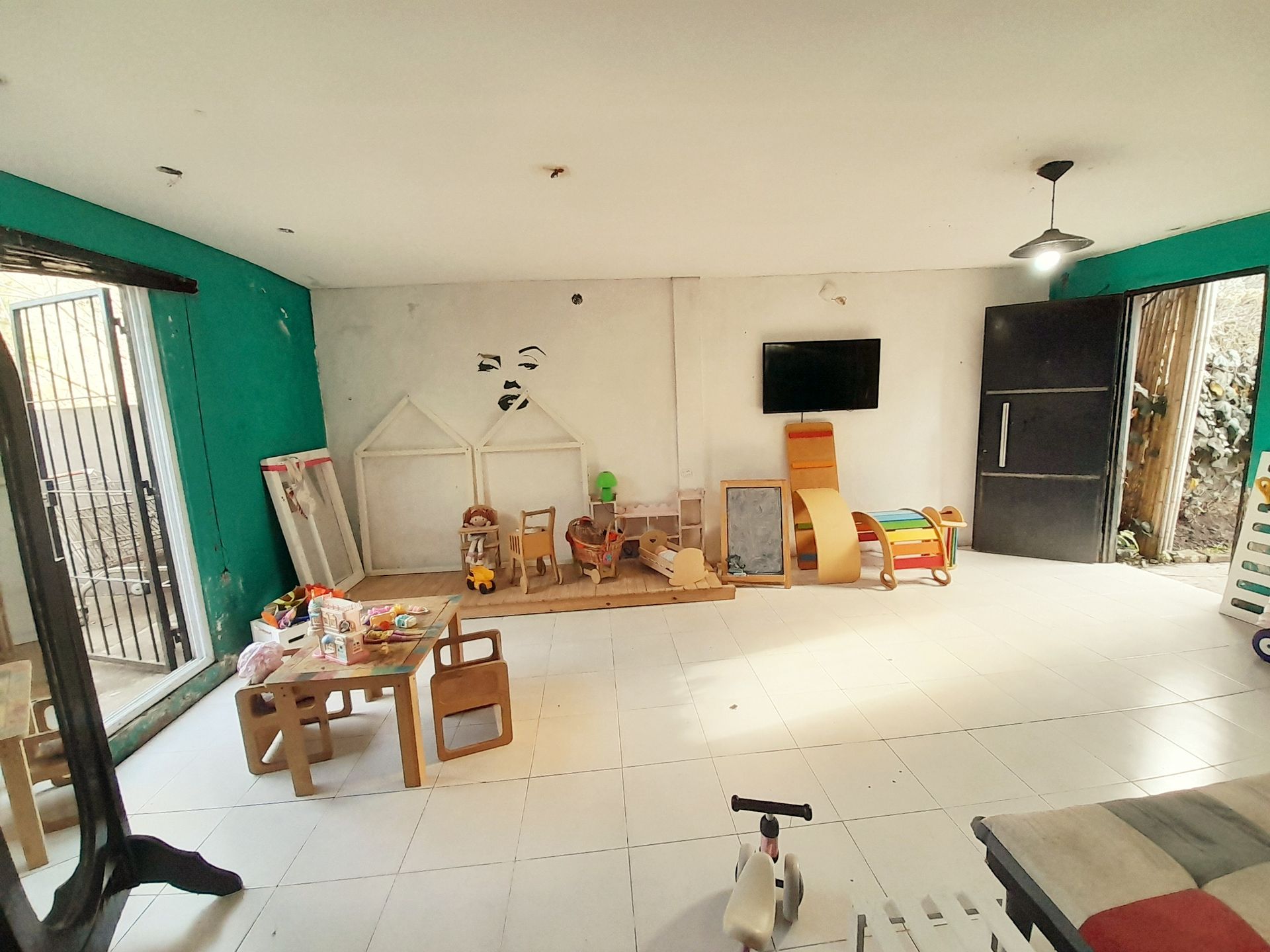 PH 3amb. Venta en Boulogne c/amplio Patio y Jardín