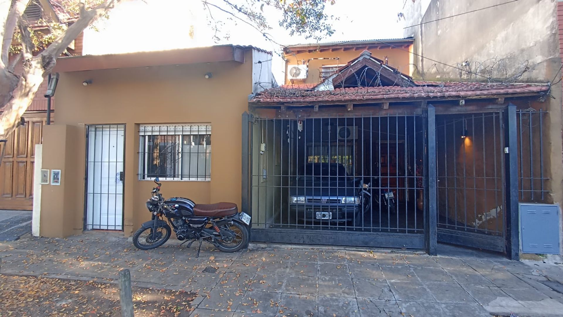 6-Room House for Sale Villa Adelina Garden Pile Barbecue