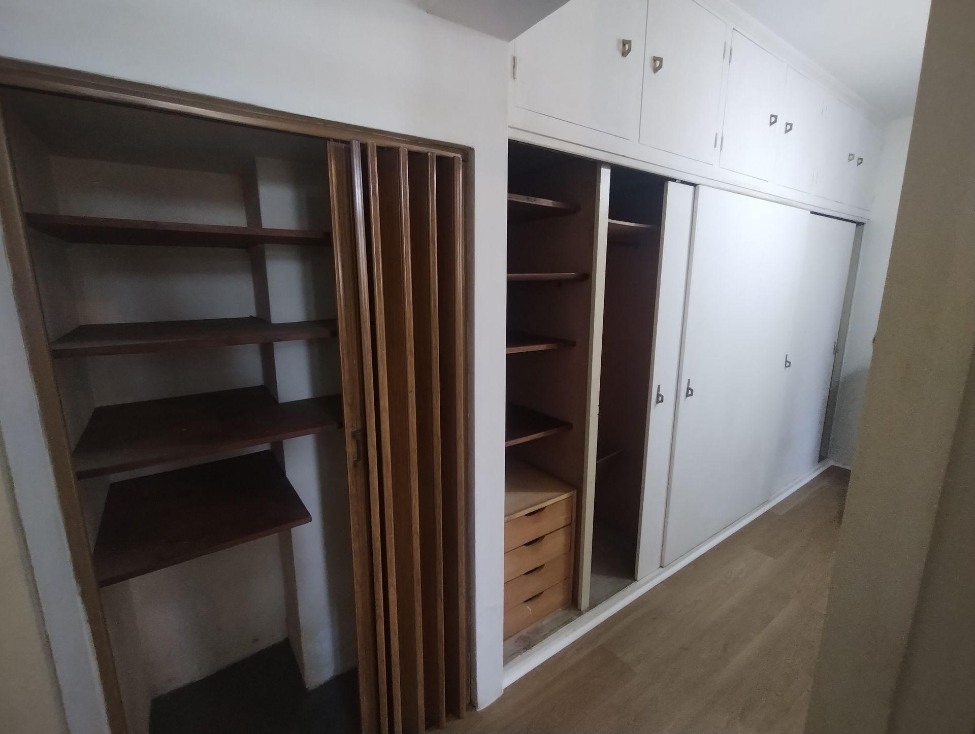 Venta departamento de 4 ambientes en Beccar