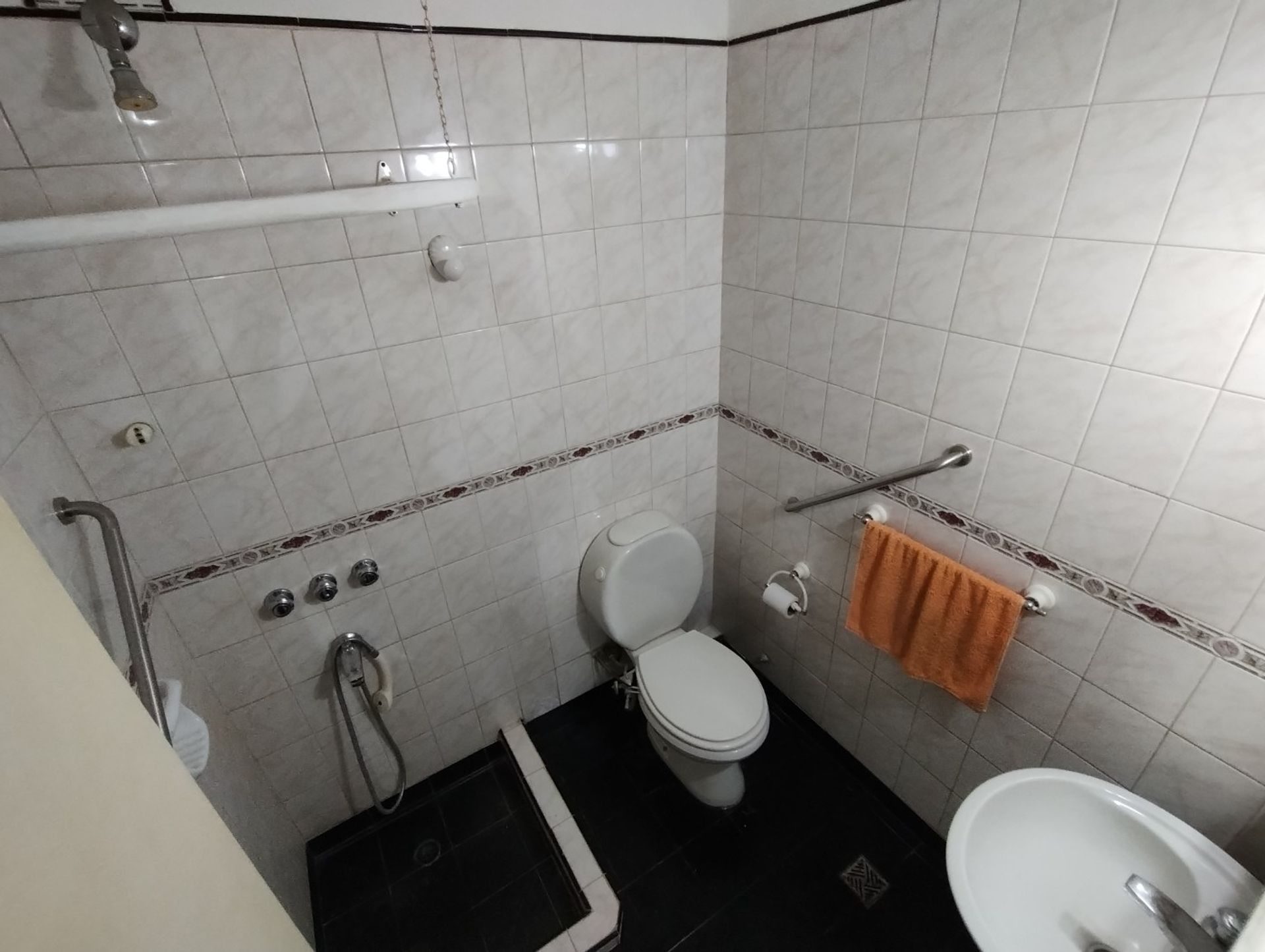 Venta departamento de 4 ambientes en Beccar