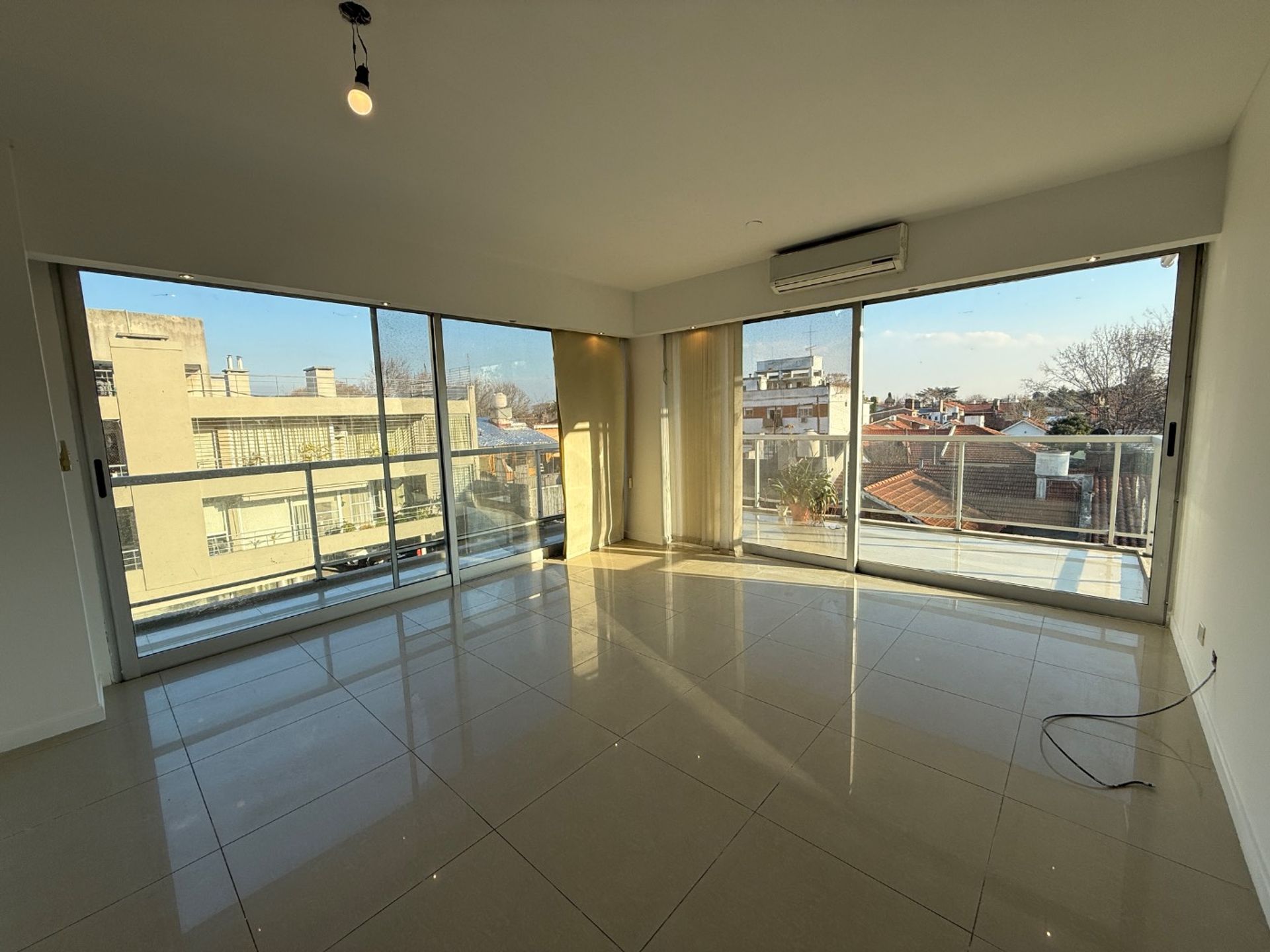 Departamento 3 ambientes venta beccar con balcon