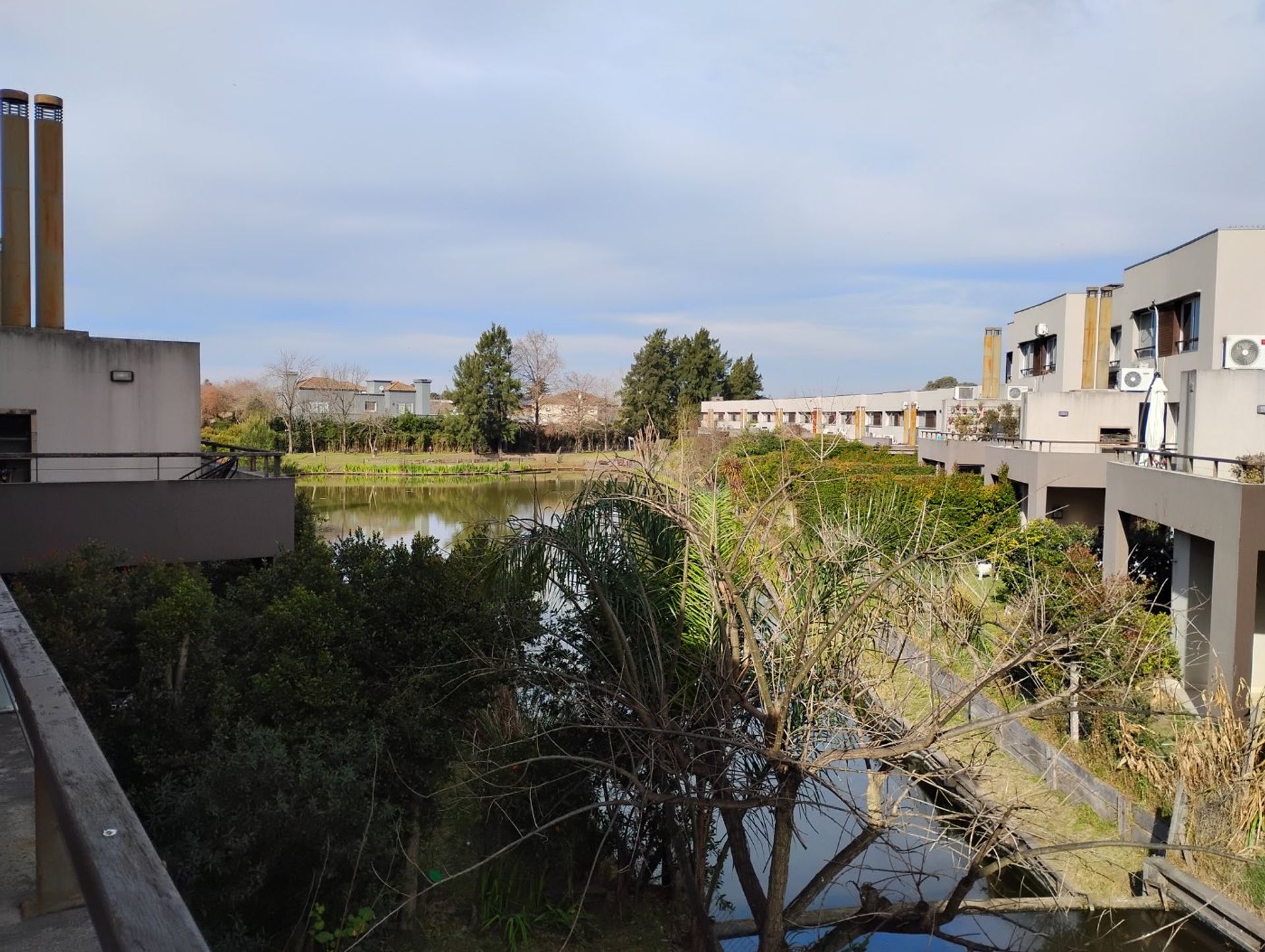 Casa en Venta con Vista al Agua en LAGO ESCONDIDO