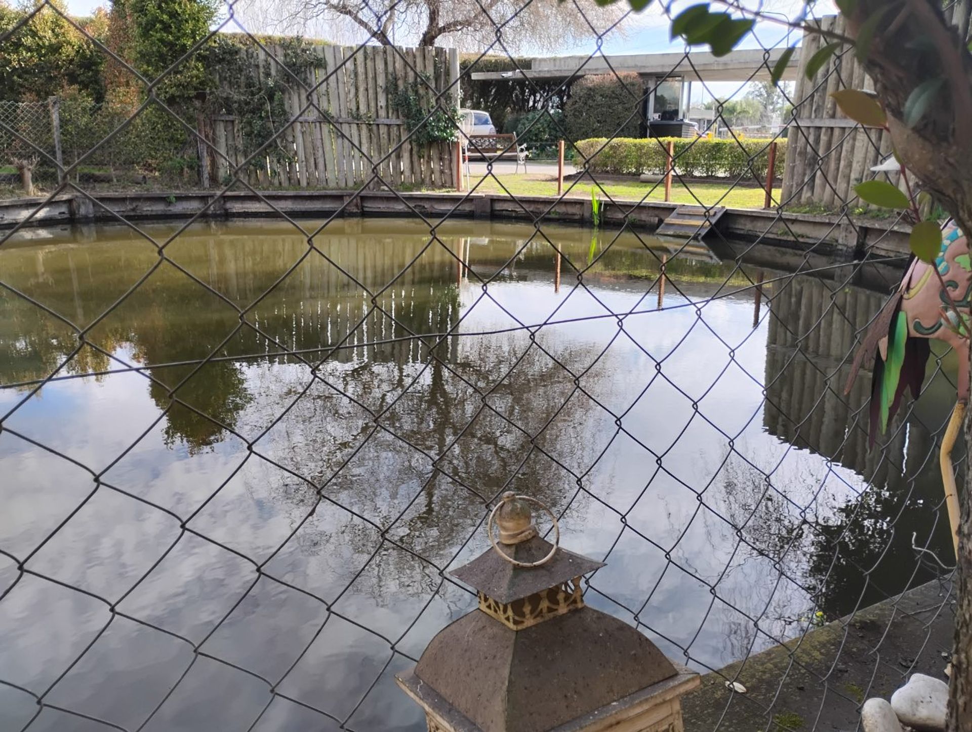 Casa en Venta con Vista al Agua en LAGO ESCONDIDO