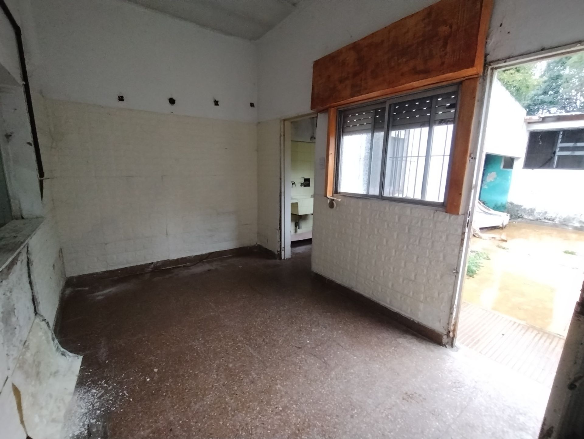 Casa de 4 ambientes a refaccionar