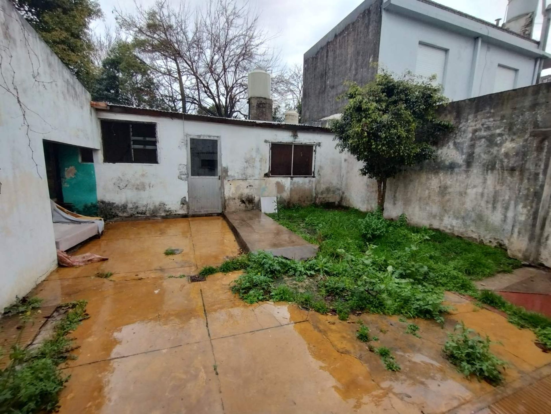 Casa de 4 ambientes a refaccionar