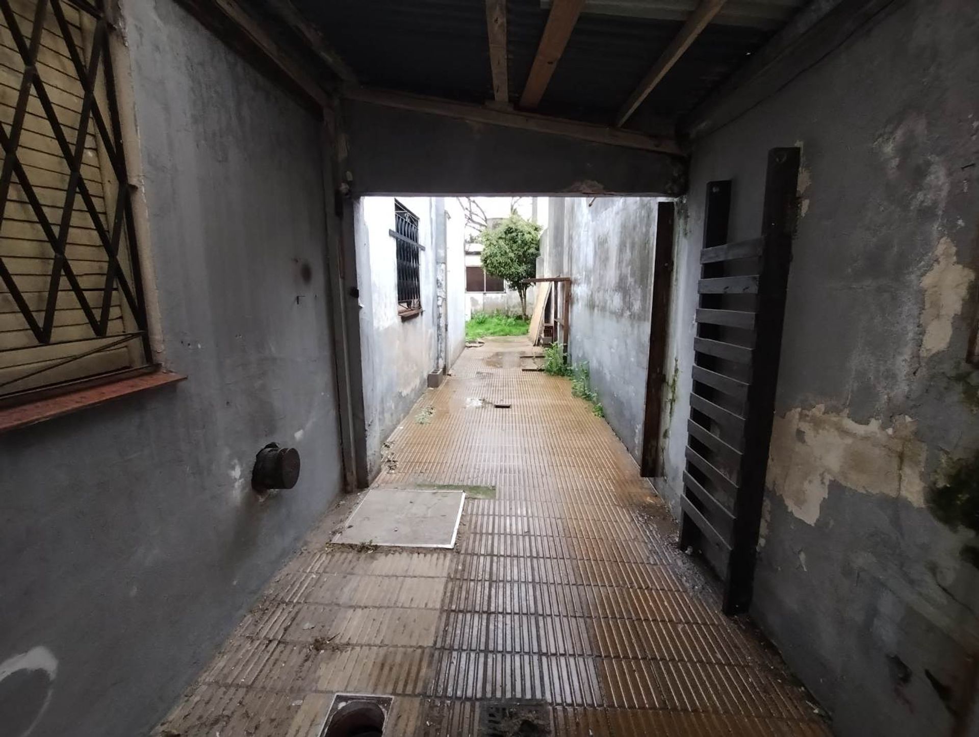 Casa de 4 ambientes a refaccionar